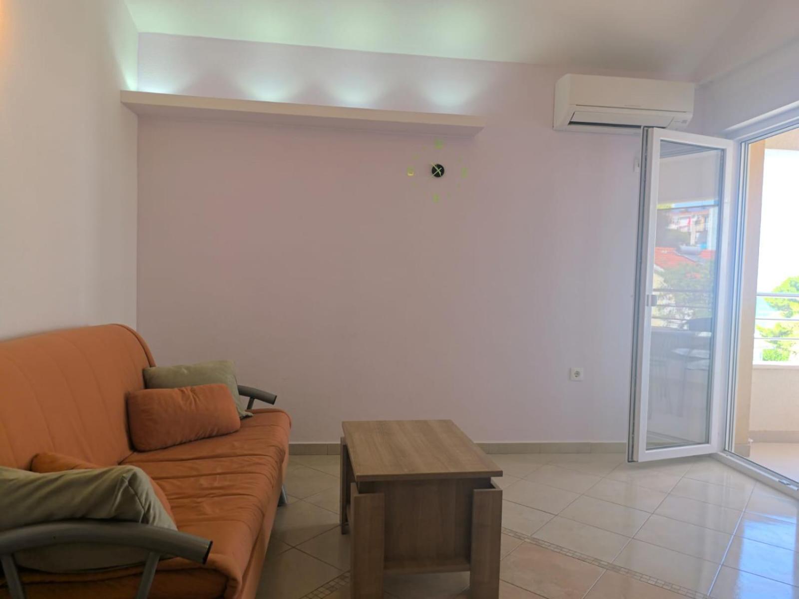 Apartments Otok 2 Traù Esterno foto