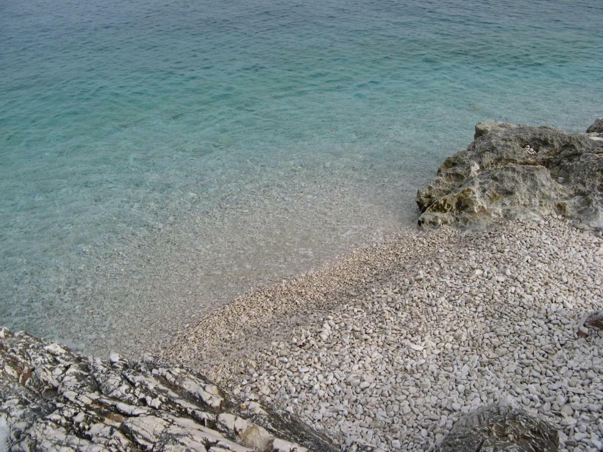 Apartments Otok 2 Traù Esterno foto