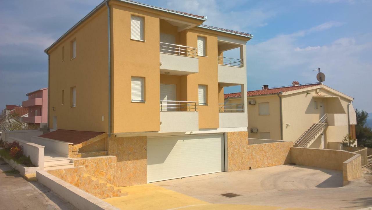 Apartments Otok 2 Traù Esterno foto
