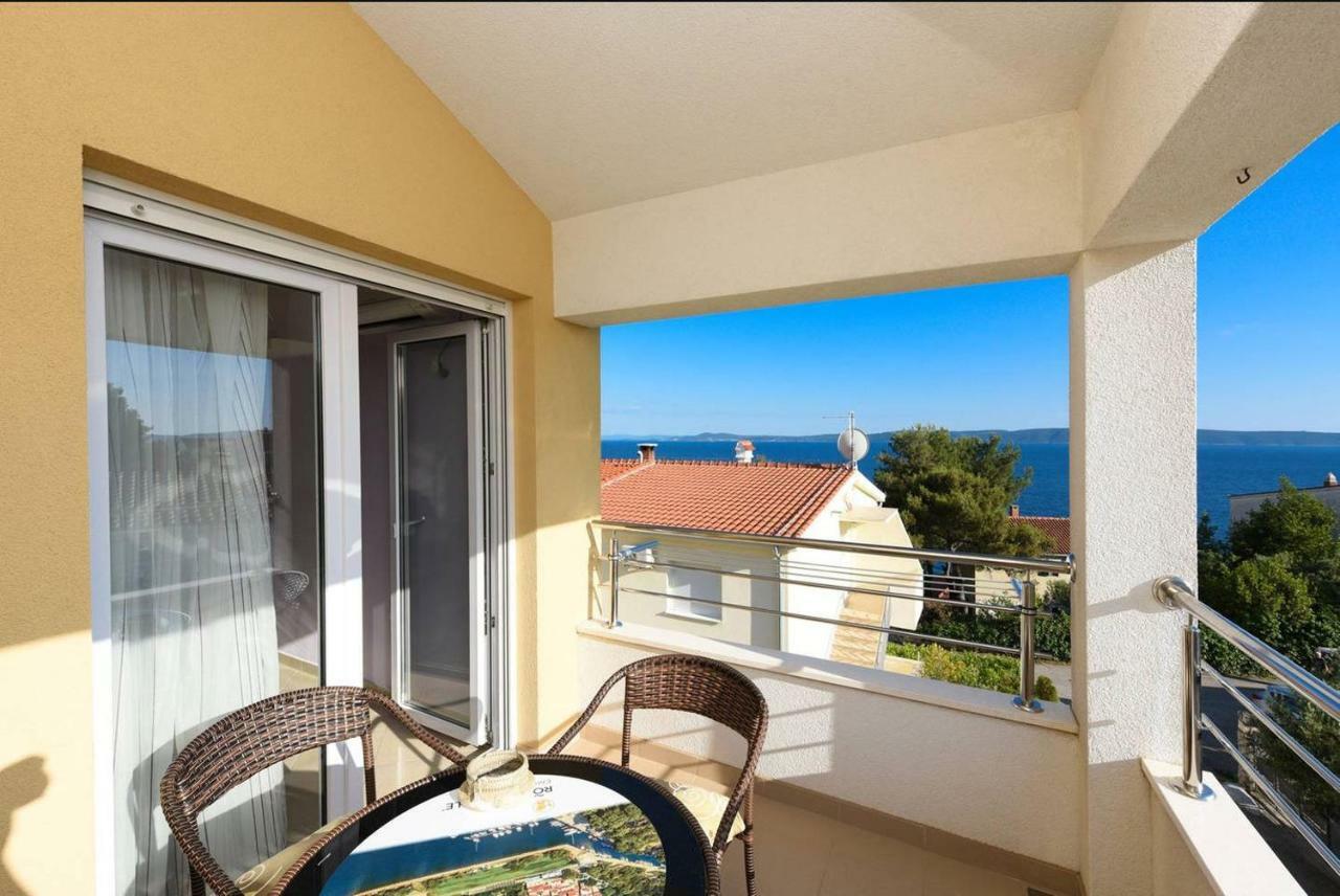 Apartments Otok 2 Traù Esterno foto